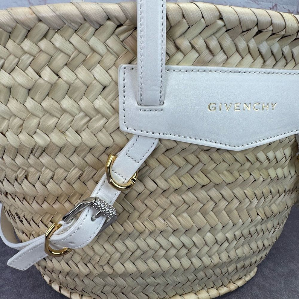 Givenchy Raffia Straw Beige White Women Bucket Summer Bag - Picture 2 of 12
